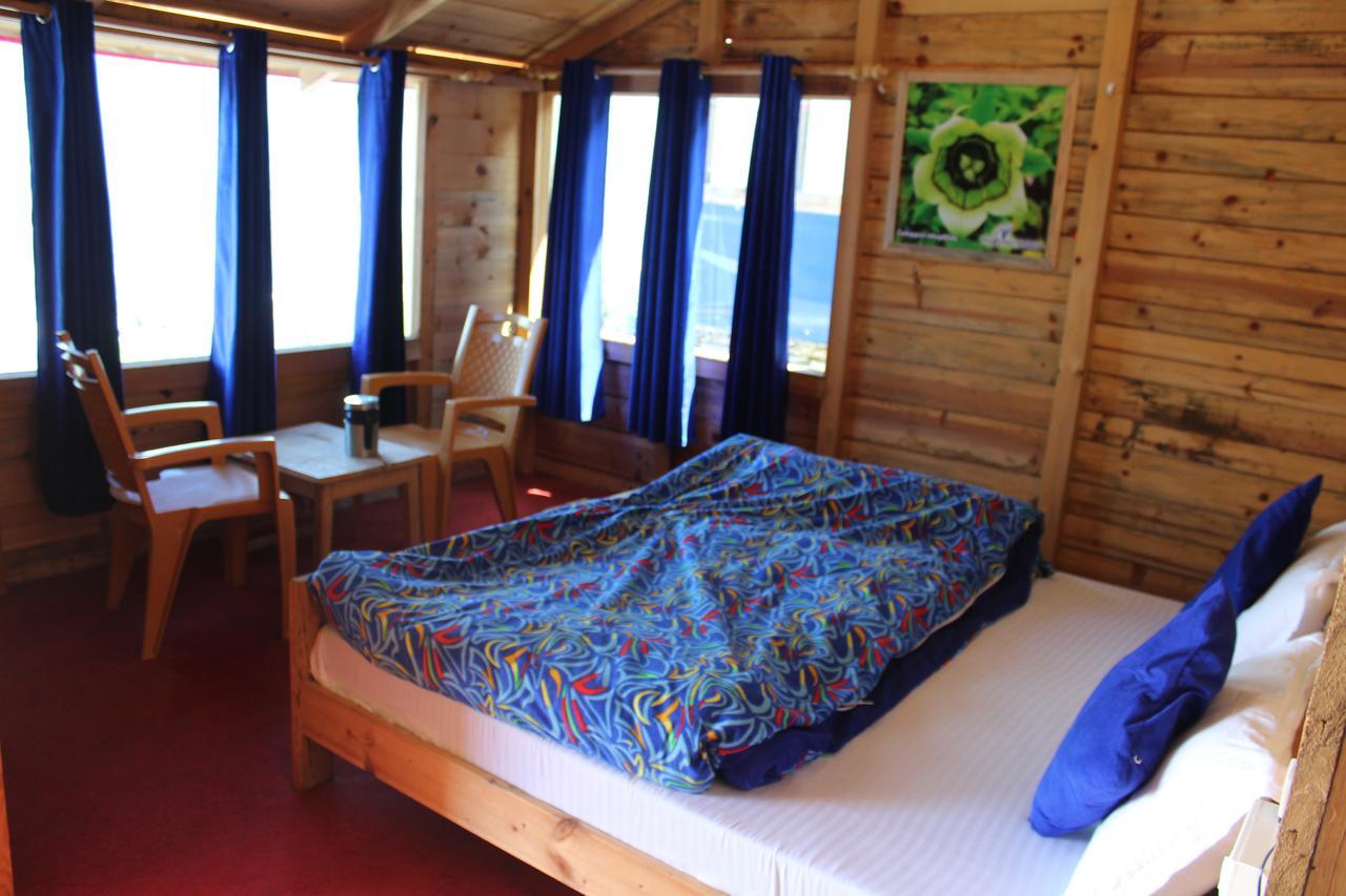 Blue Poppy Resorts Joshīmath Extérieur photo