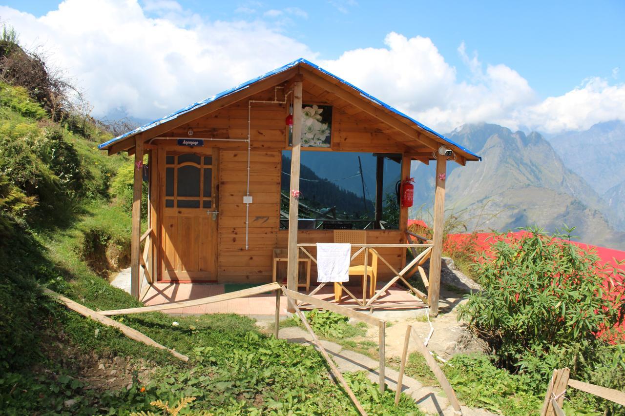 Blue Poppy Resorts Joshīmath Extérieur photo