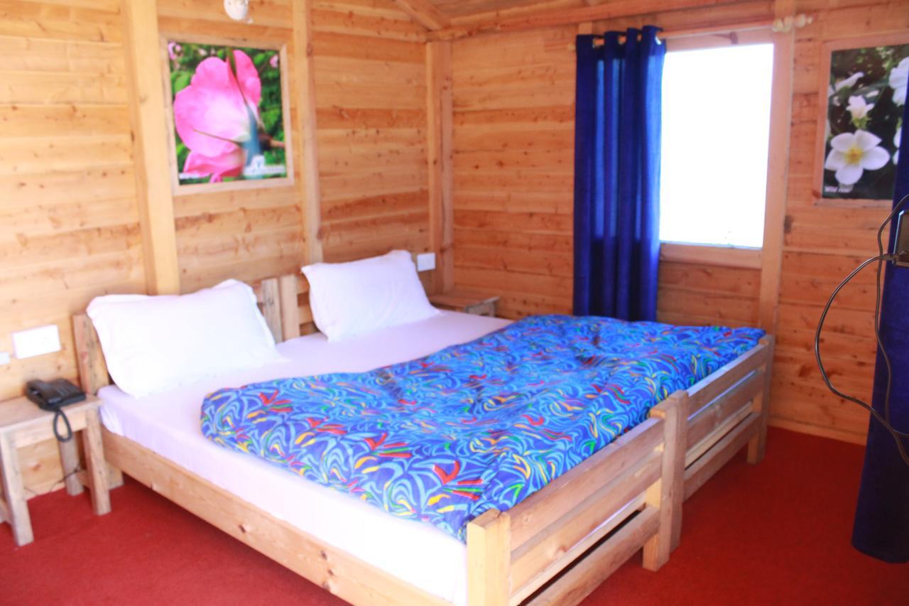 Blue Poppy Resorts Joshīmath Extérieur photo
