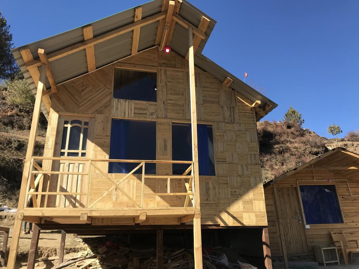 Blue Poppy Resorts Joshīmath Extérieur photo