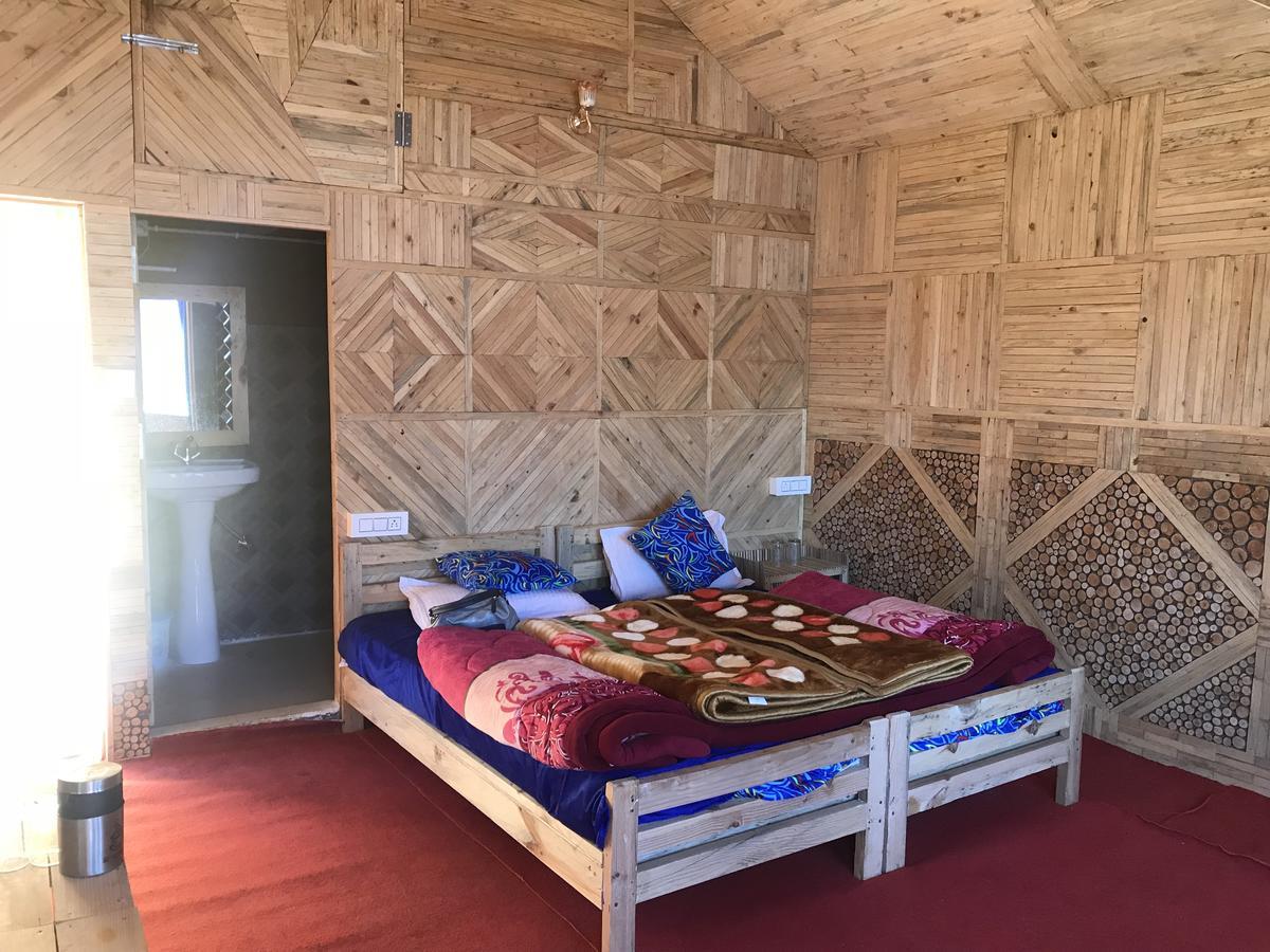 Blue Poppy Resorts Joshīmath Extérieur photo