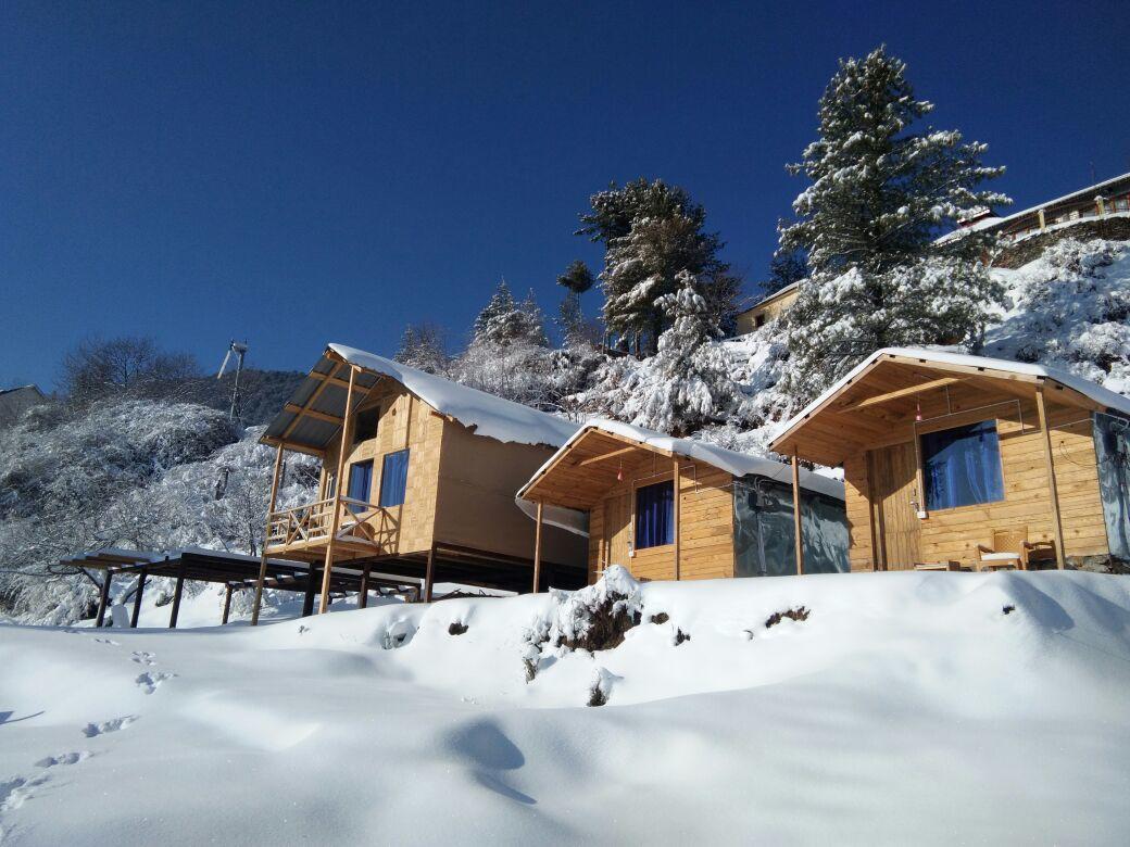 Blue Poppy Resorts Joshīmath Extérieur photo